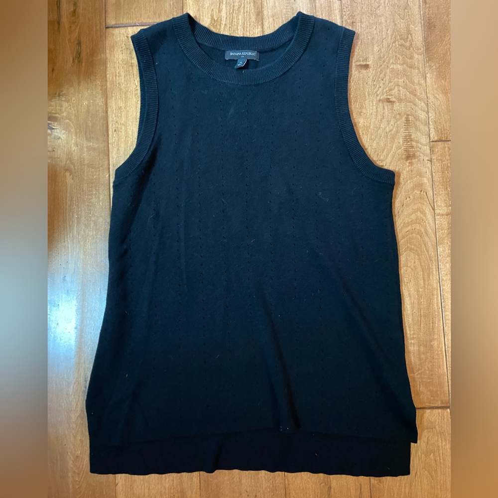 Banana Republic sweater tank